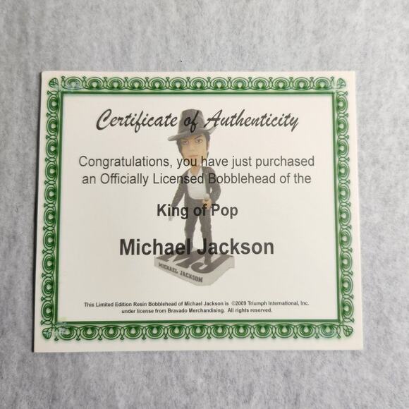 Bravado Michael Jackson The King Of Pop Bobblehead W/ COA 2009 In Box Pre-owned - Picture 2 of 11